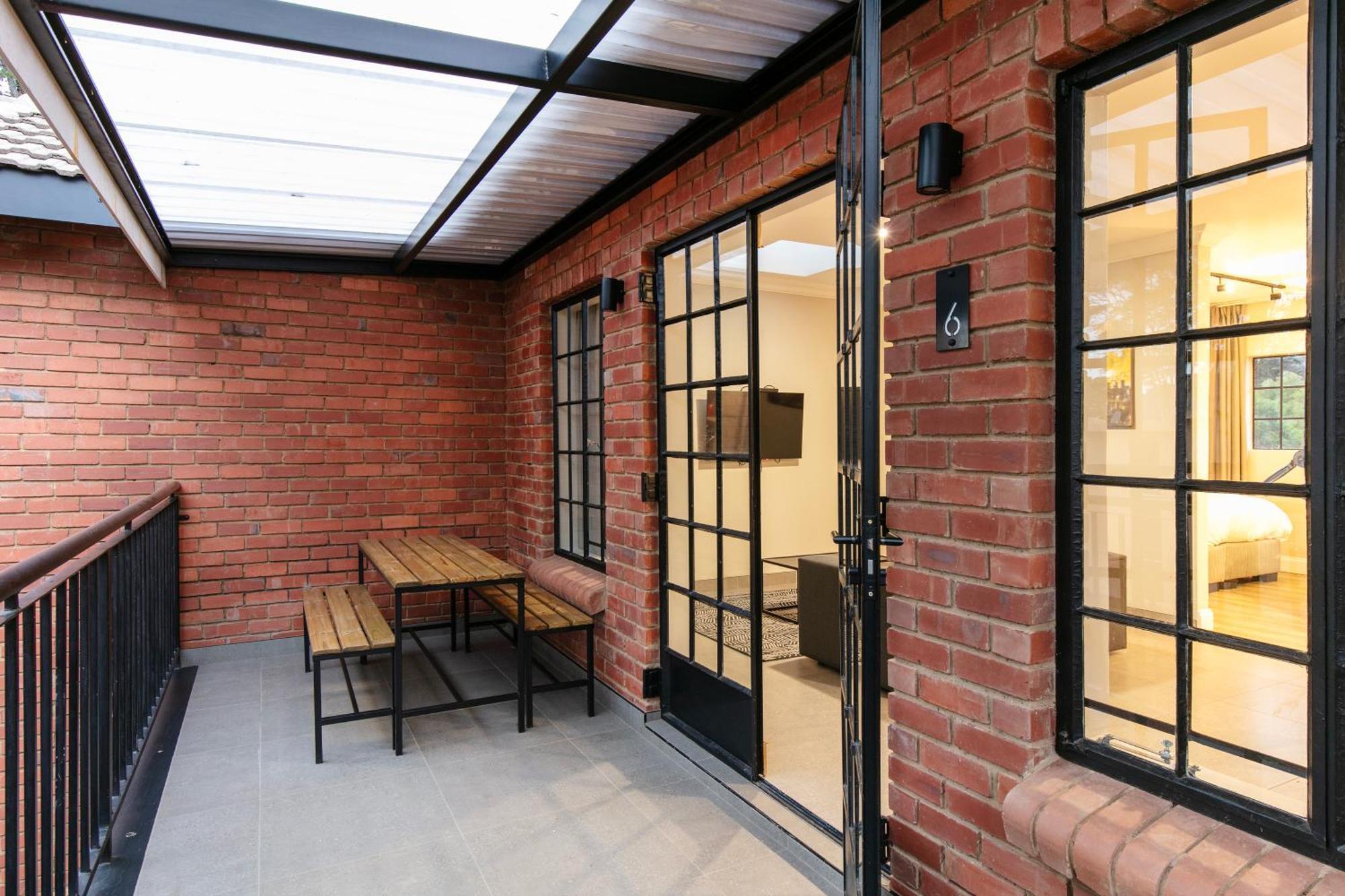 137 Murray Pensión Pretoria-Noord Exterior foto